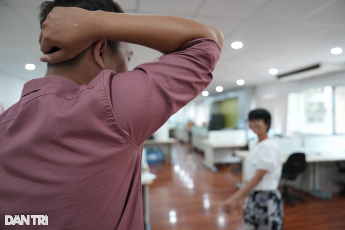Mang phèn chua lên máy bay để trị hôi nách: Chuyên gia khuyến cáo điều gì?