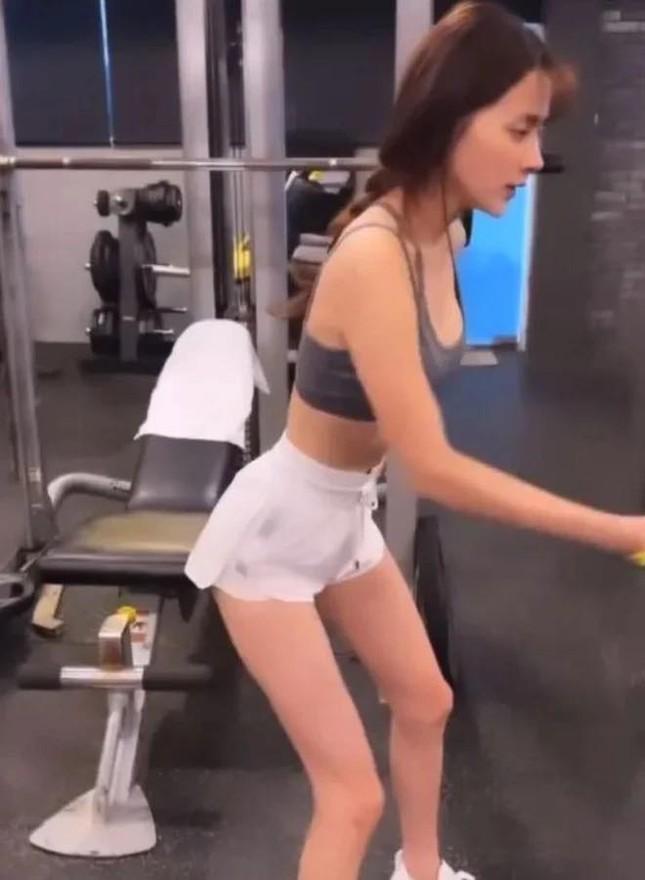 Mỹ nhân Baifern Pimchanok ngày càng gầy gò đáng báo động